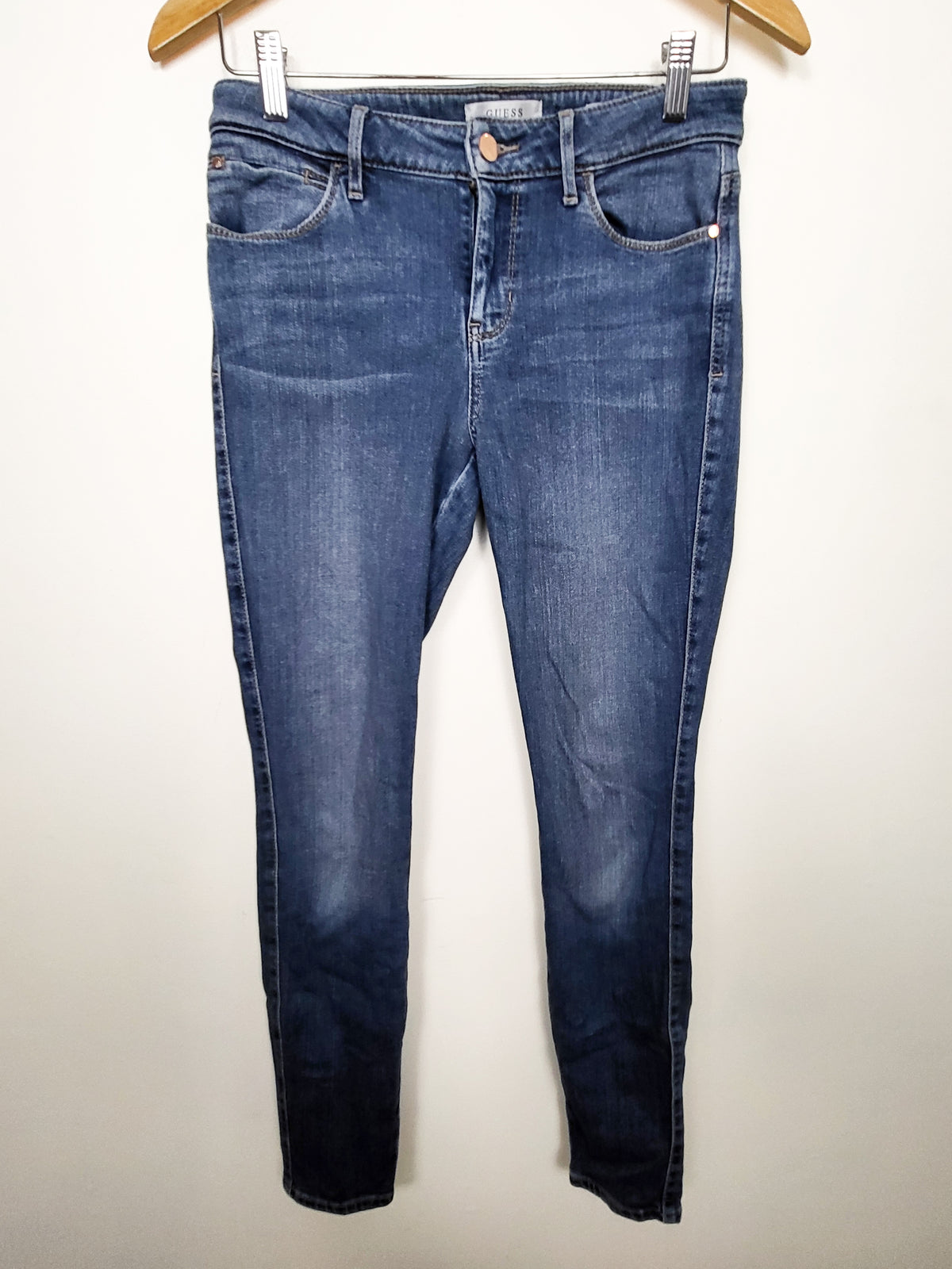 Guess "Sexy Curve" Mid-Rise Skinny Jeans | Size 27