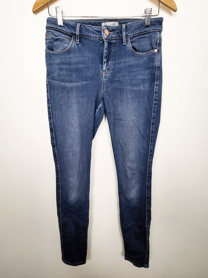 Guess "Sexy Curve" Mid-Rise Skinny Jeans | Size 27