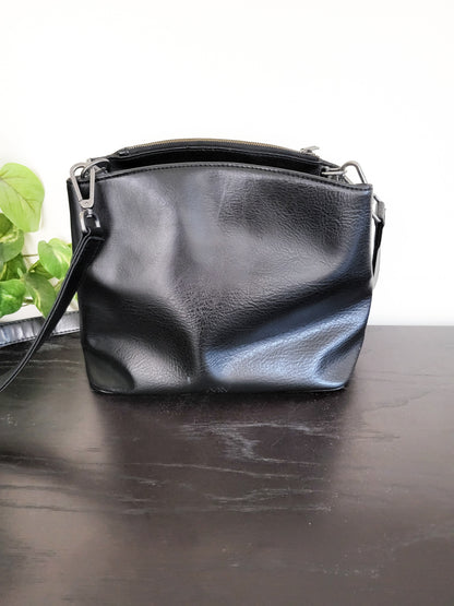 Matt & Nat Black Vegan Leather Crossbody / Shoulder Bag