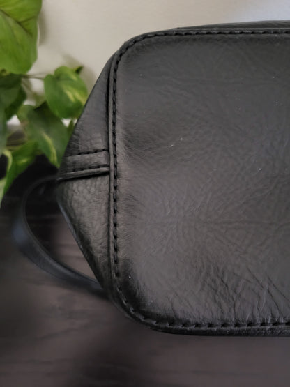 Matt & Nat Black Vegan Leather Crossbody / Shoulder Bag