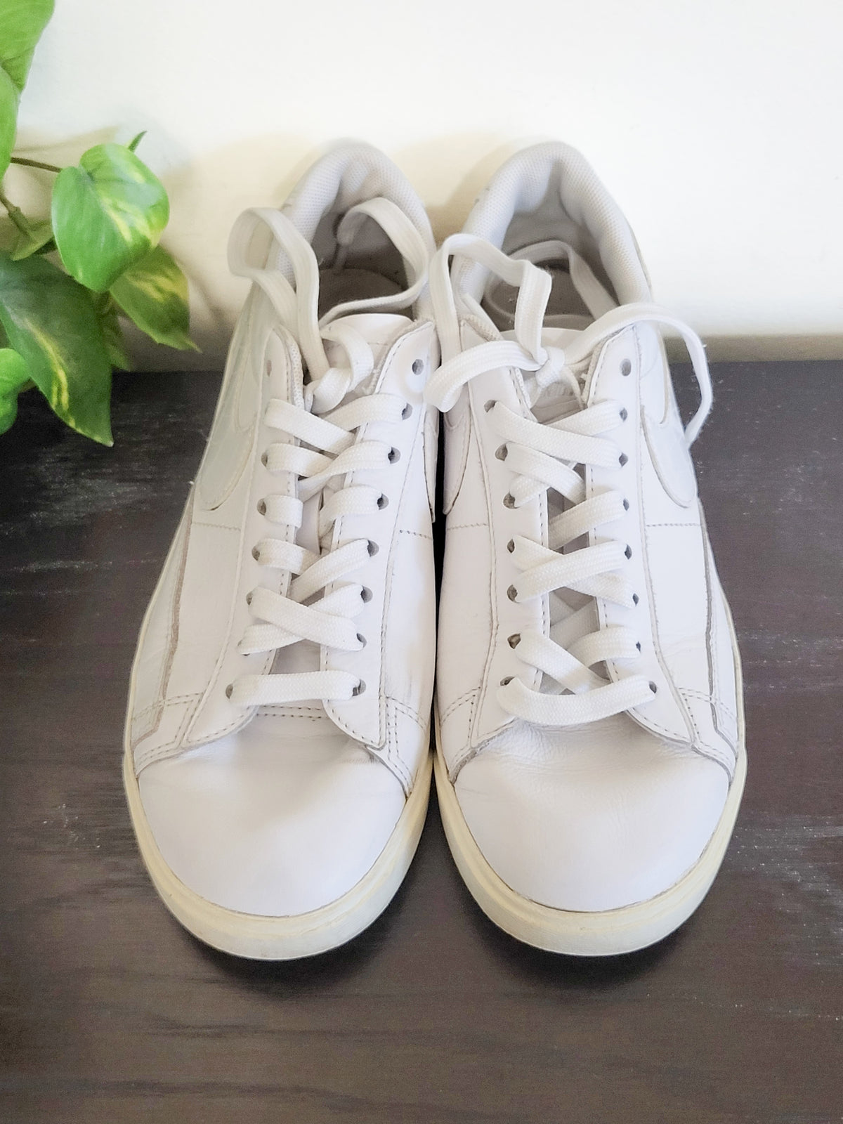 Nike Blazer Low LE "Triple White" sneakers - Women's size 6