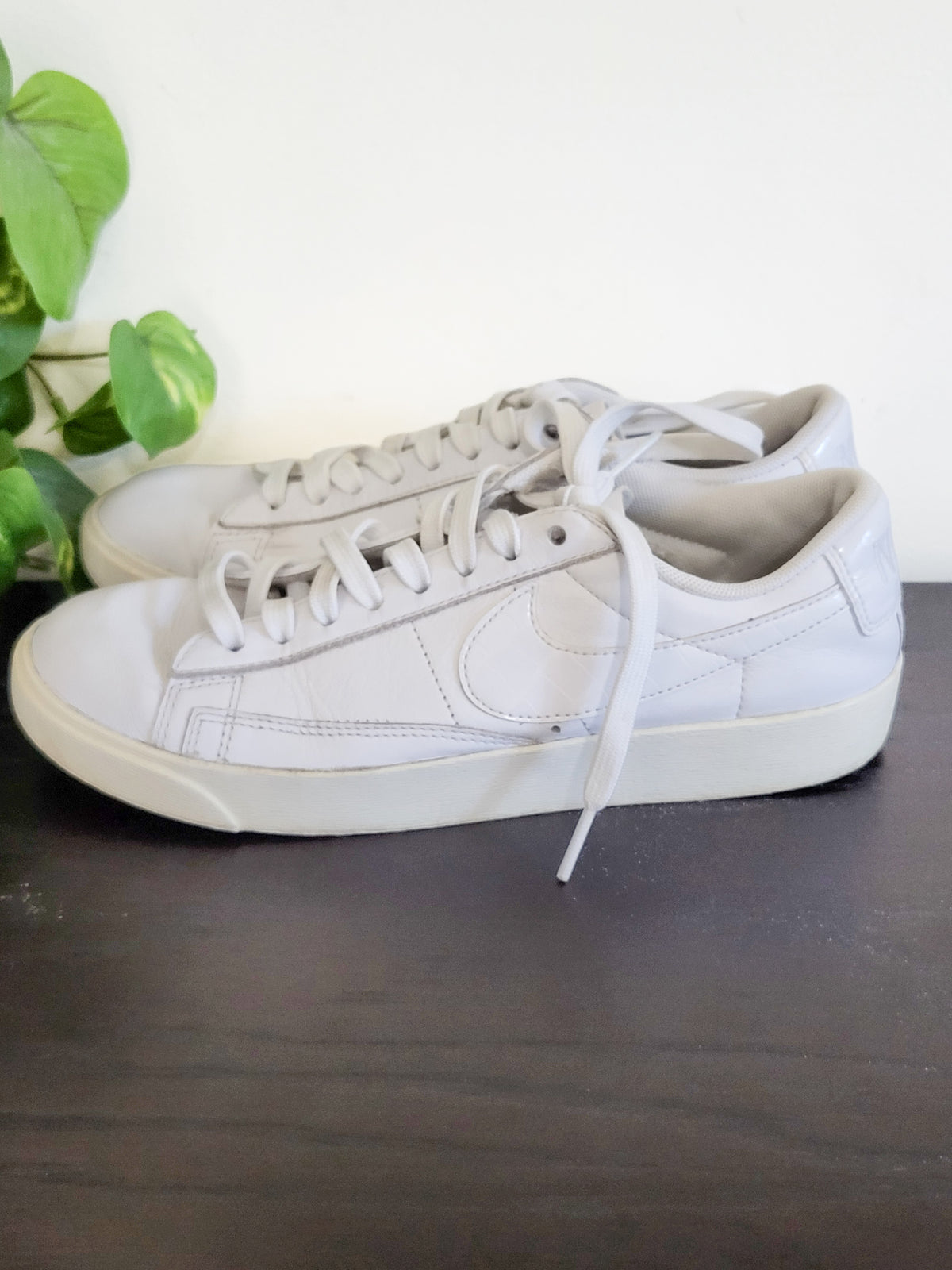 Nike Blazer Low LE "Triple White" sneakers - Women's size 6