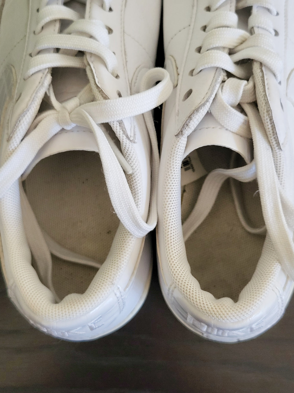 Nike Blazer Low LE "Triple White" sneakers - Women's size 6