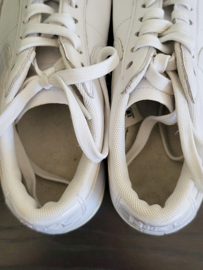 Nike Blazer Low LE "Triple White" sneakers - Women's size 6