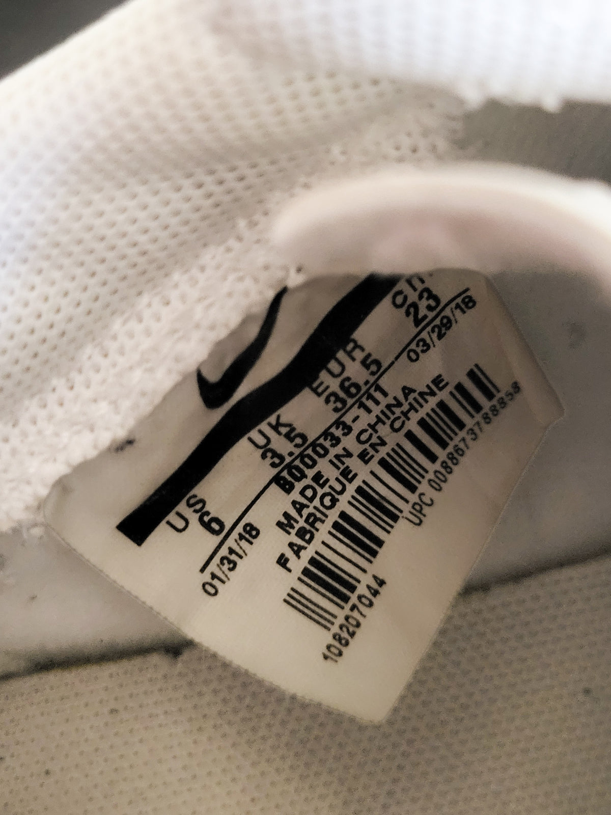 Nike Blazer Low LE "Triple White" sneakers - Women's size 6