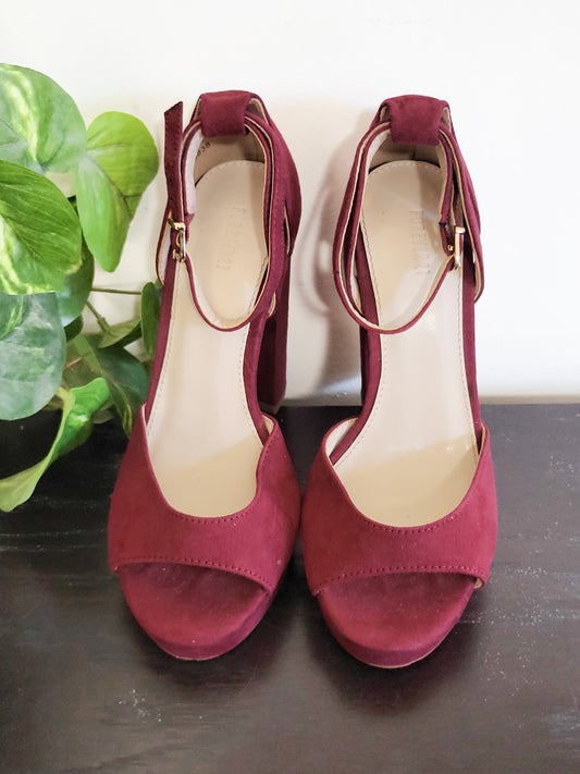 Forever 21 Women's Faux-Suede Platform Block Heels - Size 5.5