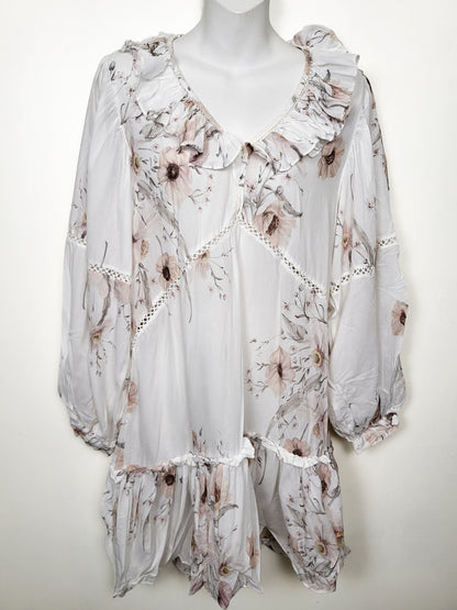 H&M Floral Ruffle V-Neck Smock Dress in Cream and Pink - Size 4 (Small)