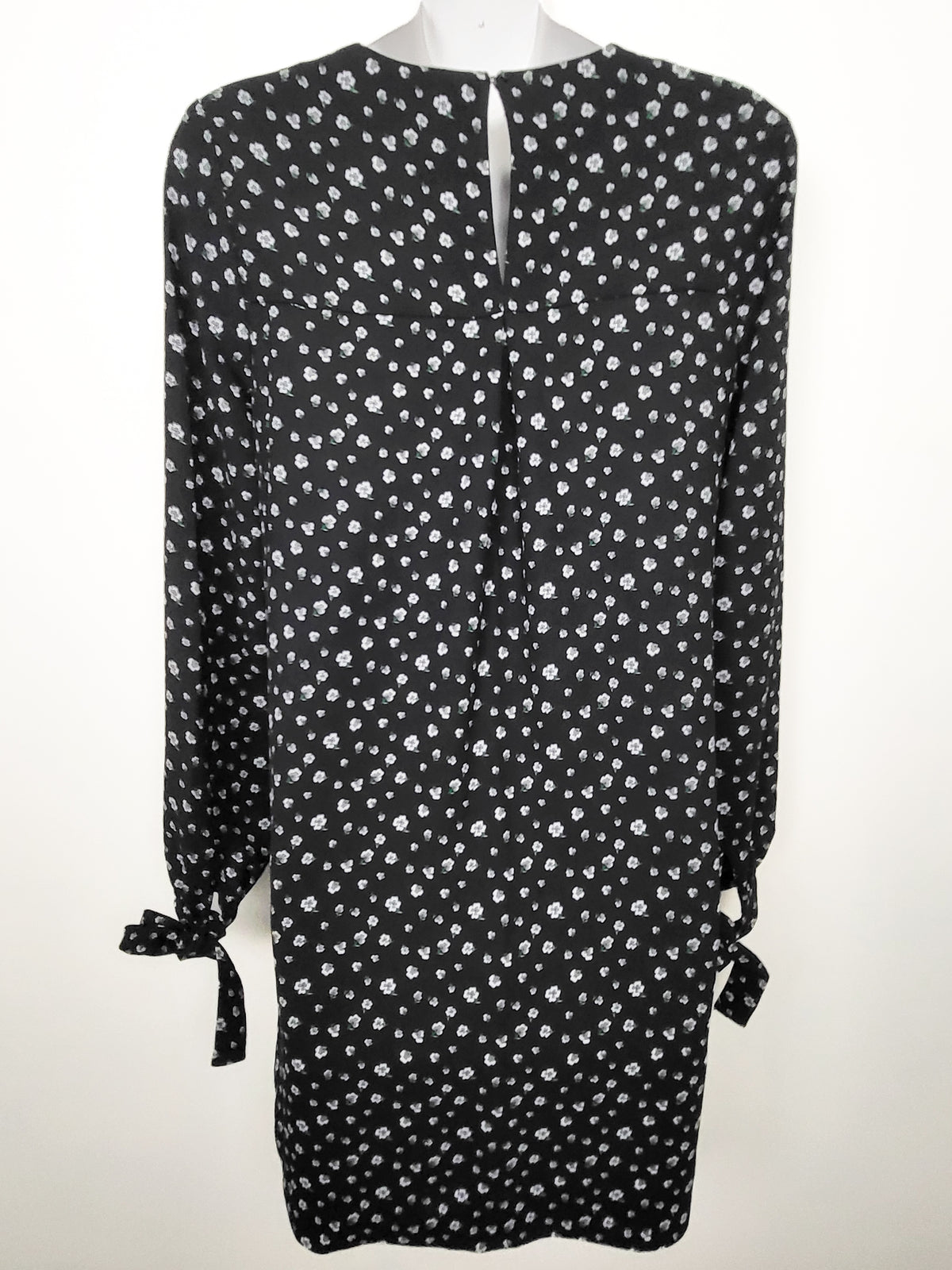 H&M Black Long-Sleeve Ditsy Floral Shift Dress - Size 2