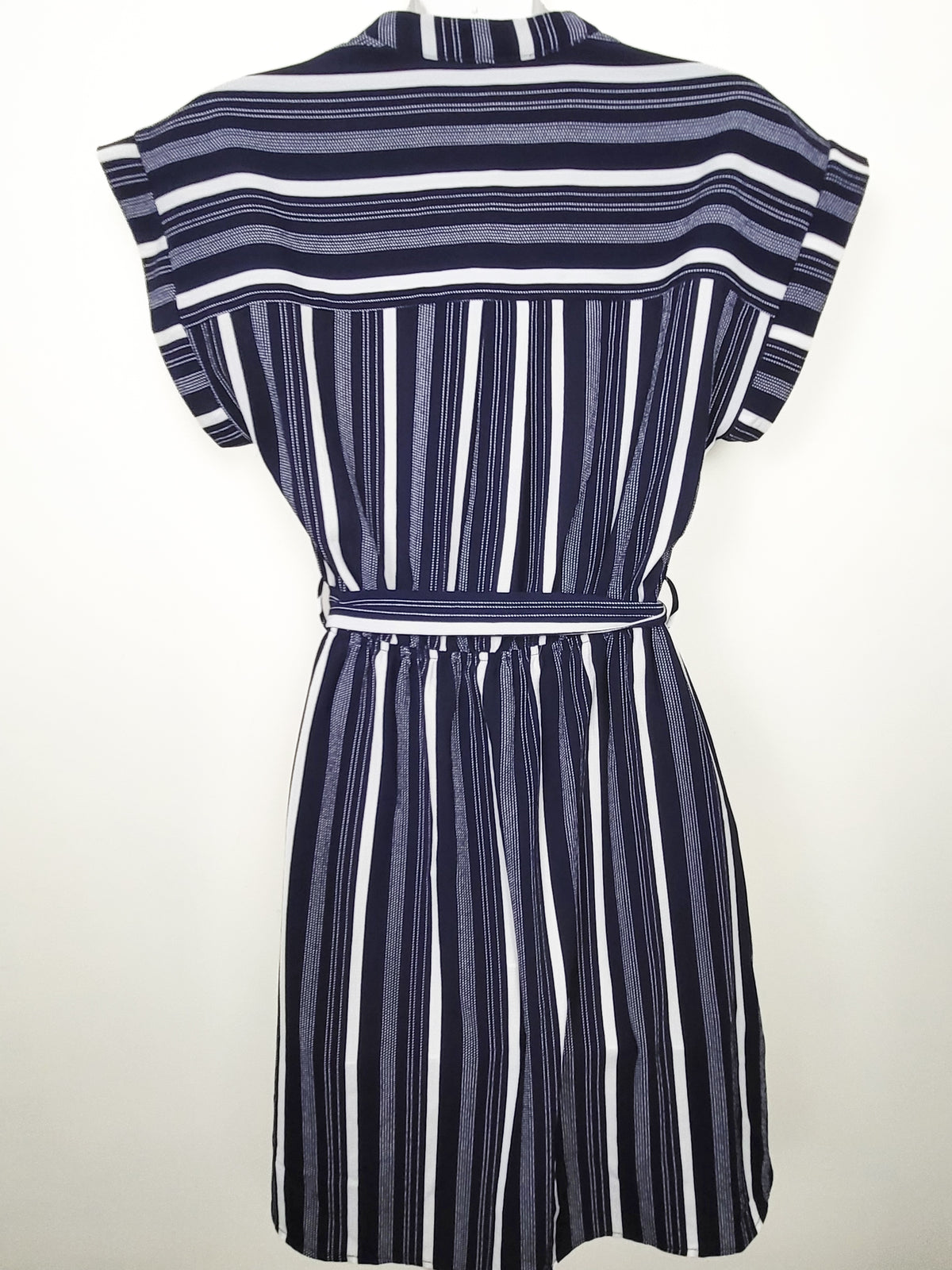 Monteau Los Angeles Navy Striped Cap-Sleeve Dress - Size Large