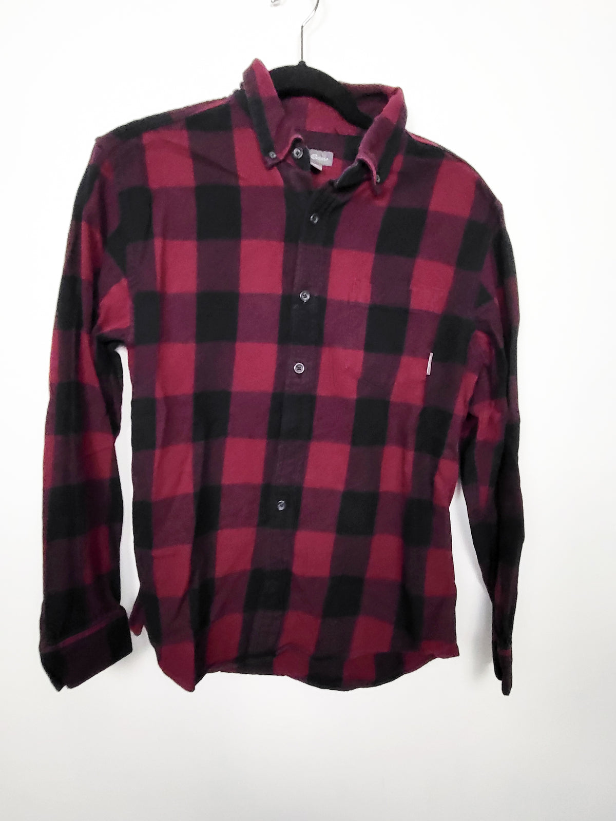 Eddie Bauer red buffalo plaid checked button down flannel shirt  - Men's Medium