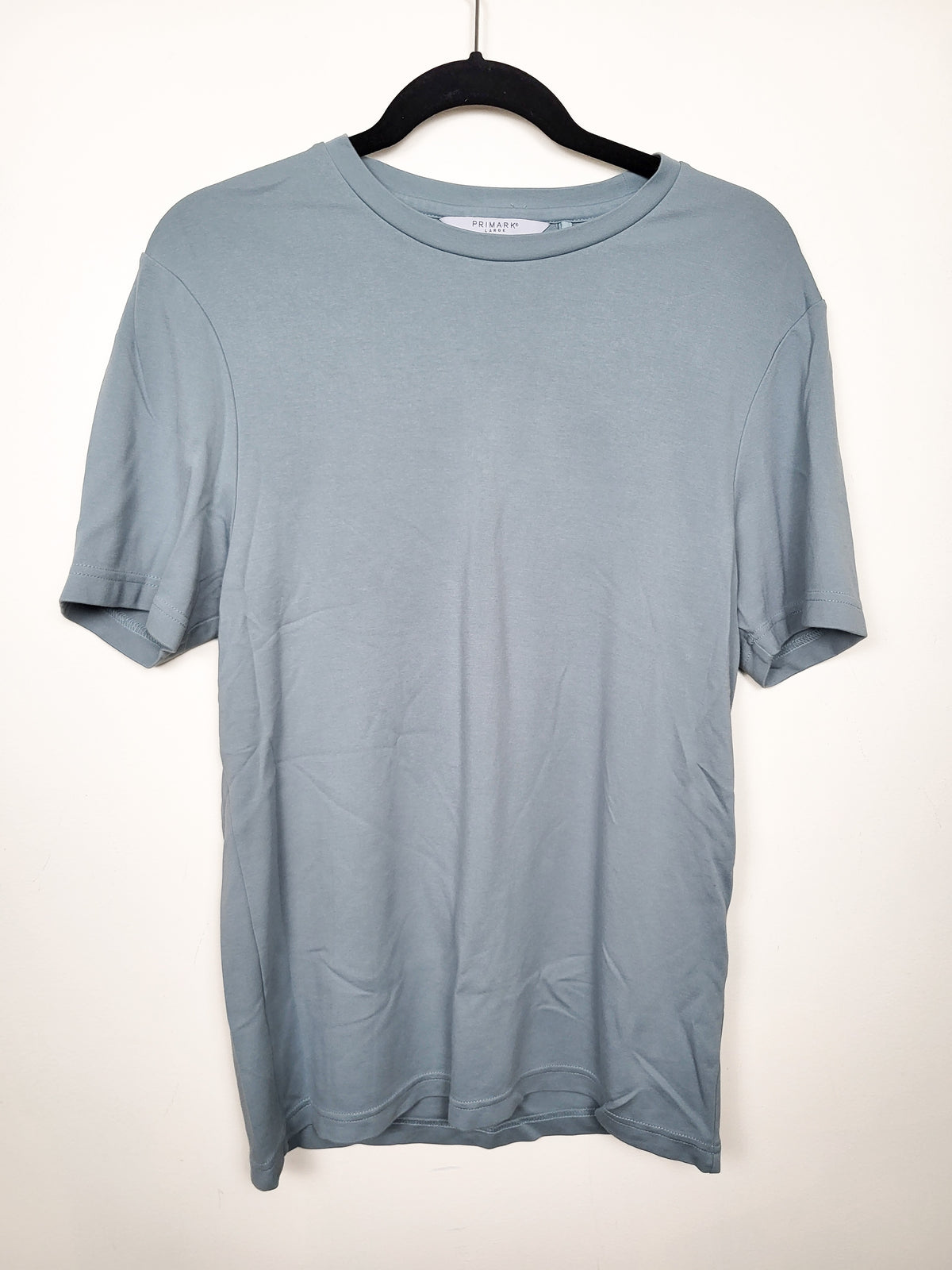 Primark men's blue-grey slim fit super soft t-shirt - Size LARGE
