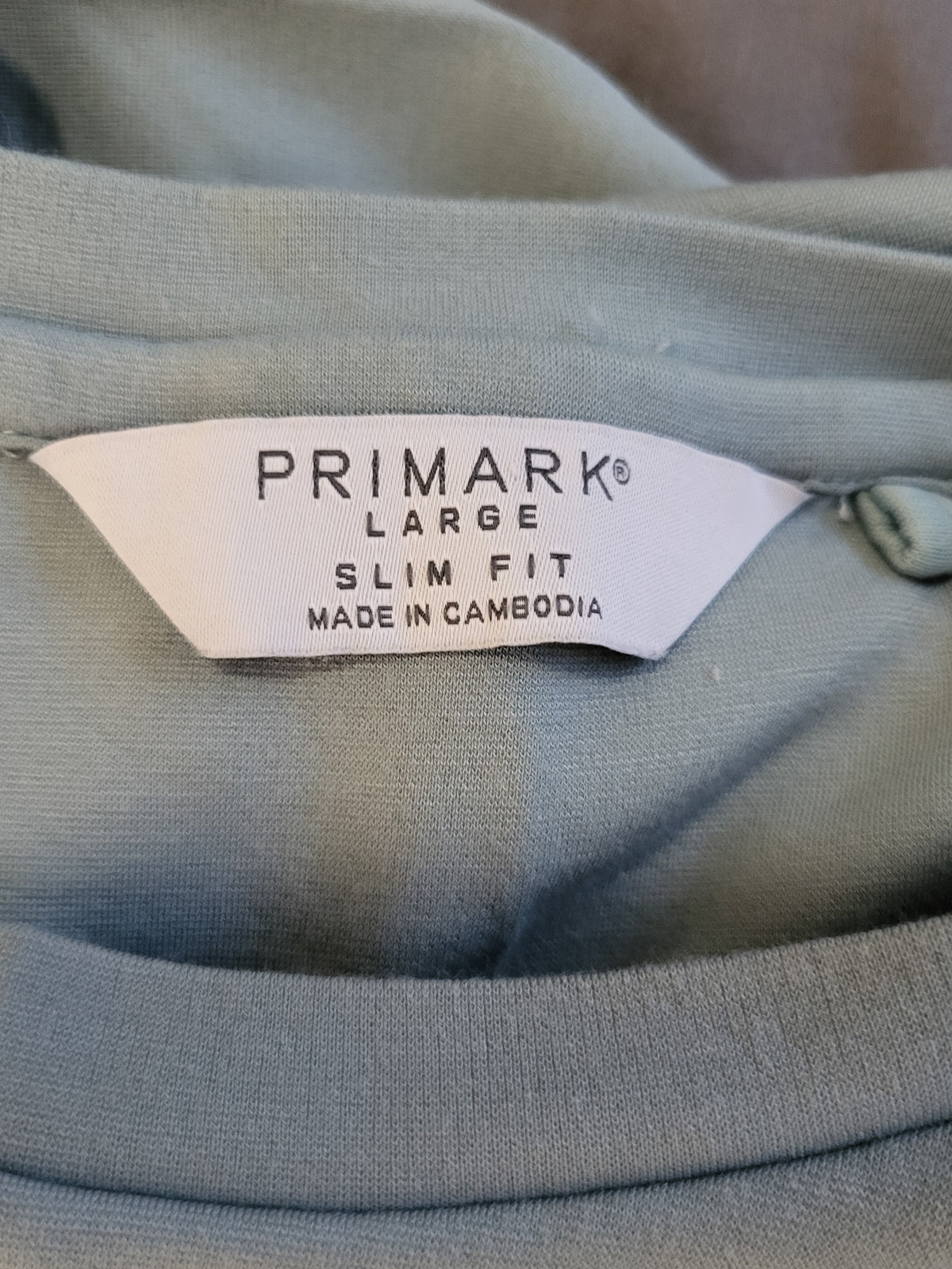Primark men's blue-grey slim fit super soft t-shirt - Size LARGE