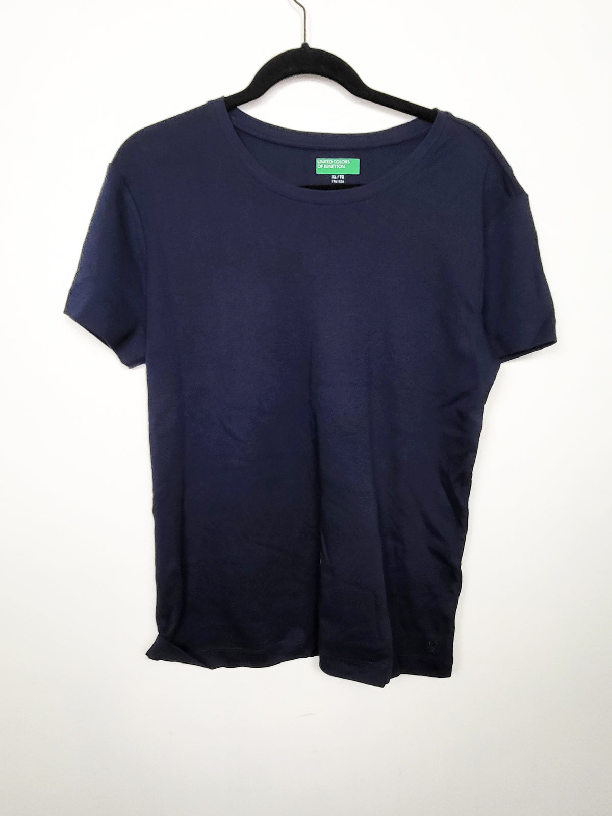 United Color of Benetton women's navy supima cotton short sleeve t-shirt - Size XL