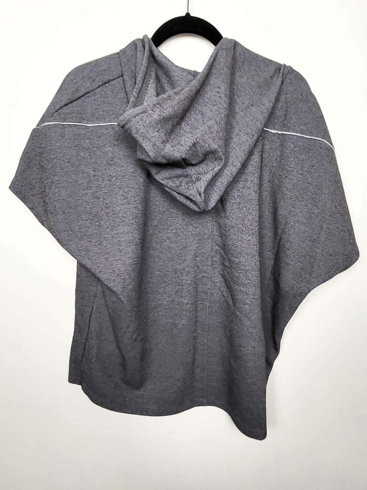 Under Armour grey men's Project Rock "Iron Paradise Sanctuary of Sweat" Short Sleeve Terry Hoodie - size MEDIUM