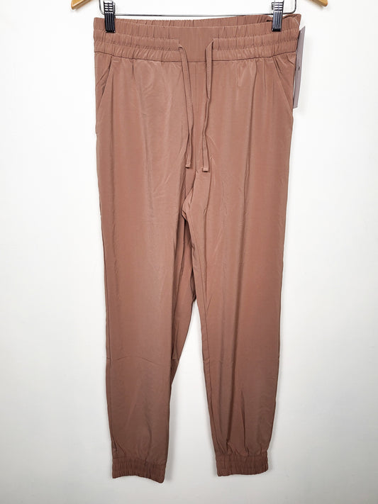 NEW - CRZ YOGA Women's Lightweight Stretch Jogger in "Mocha Mousse" - Size MEDIUM