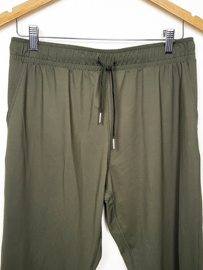 Zyia Women's Active Everywhere Pants in Olive Green - size MEDIUM