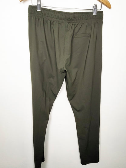 Zyia Women's Active Everywhere Pants in Olive Green - size MEDIUM