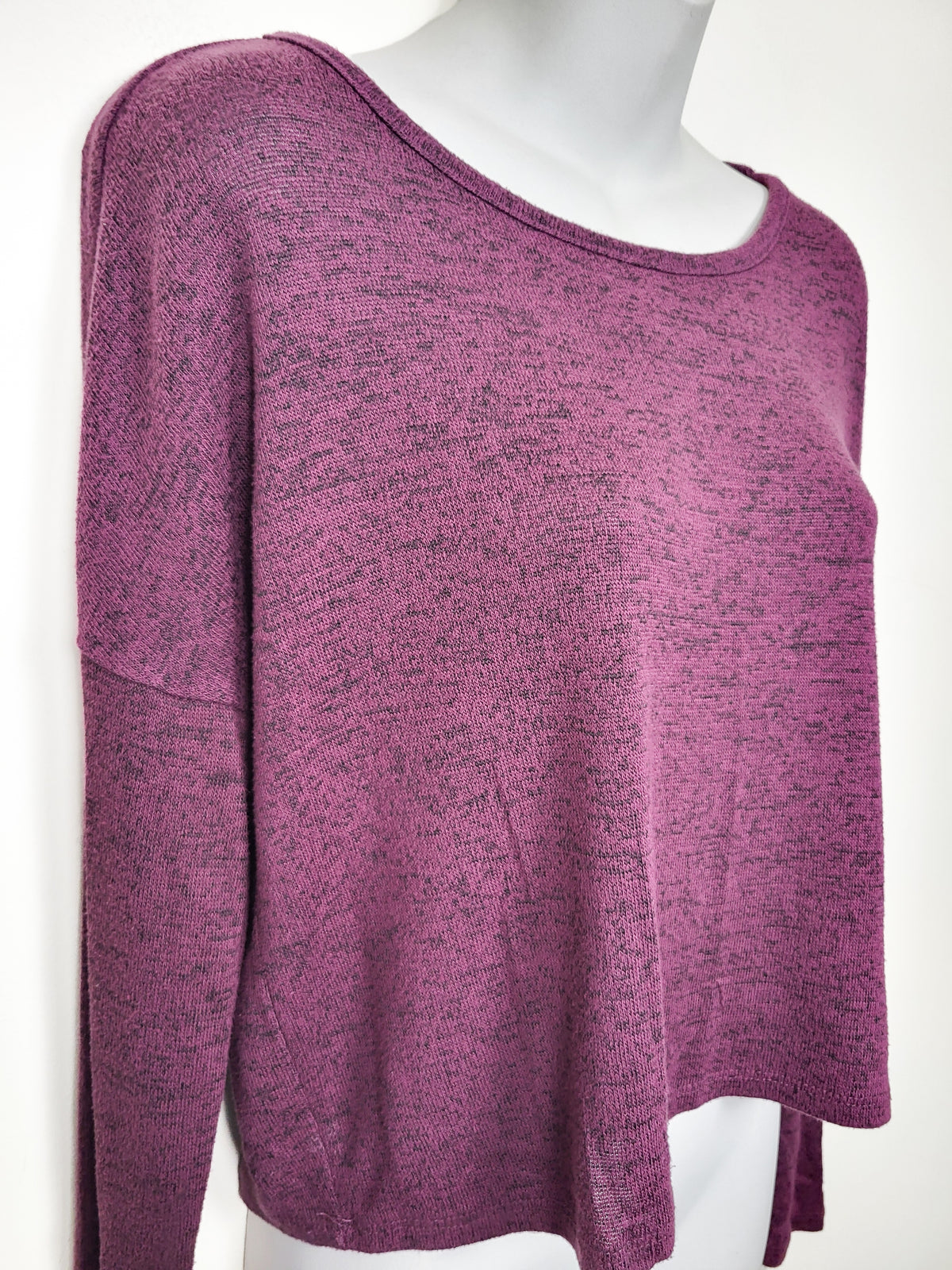 Garage Clothing Plum Purple "Oh So Soft" Cropped Knit Top - Size MEDIUM