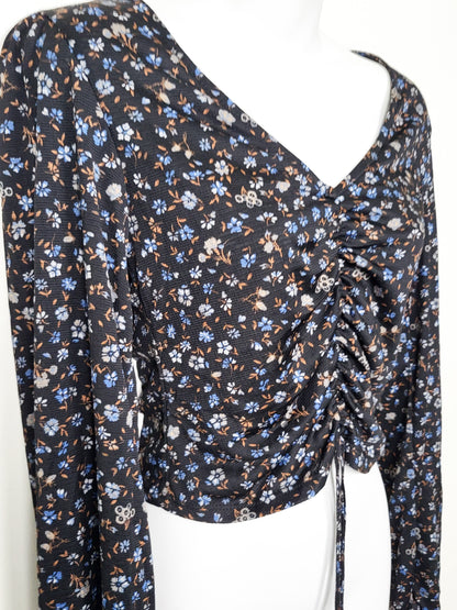 Eclipse Black Floral Ruched Front Drawstring Long-Sleeve Crop Top - Size SMALL