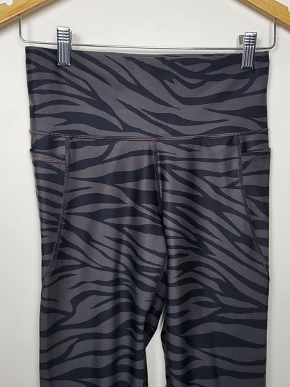 Old Navy Active Women's High-Waisted PowerSoft Crop Leggings in Zebra Print - Size MEDIUM