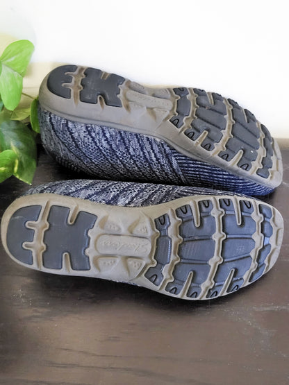 Skechers Women's Navy Breathe-Easy Fortune-Knit Sneakers - Size 7