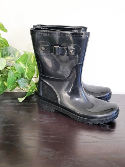 Ardene black buckle rain boots - Size 9
