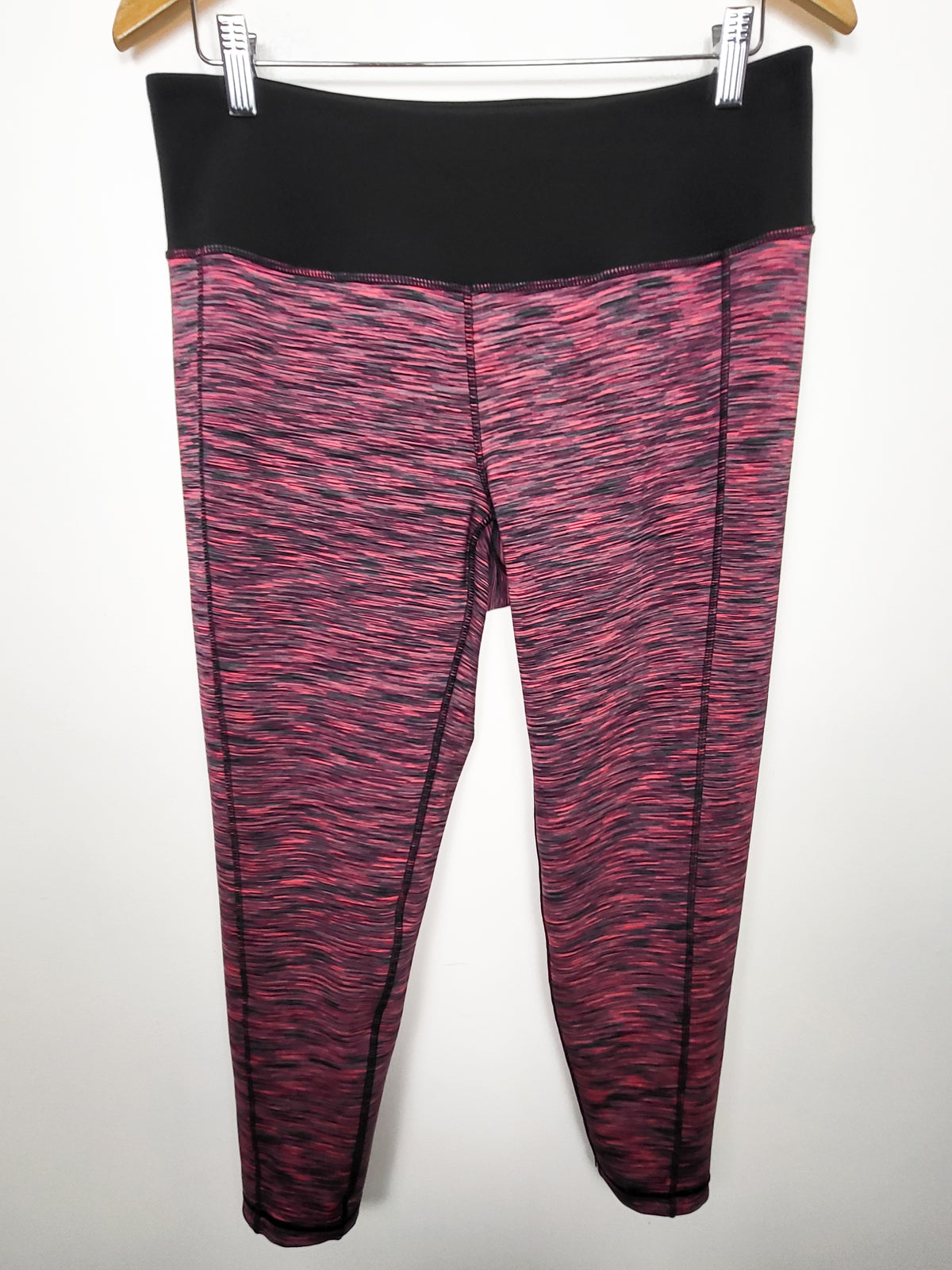 NOLA (Penningtons) Activewear Reversible Crop Leggings - Sizes like a 1X