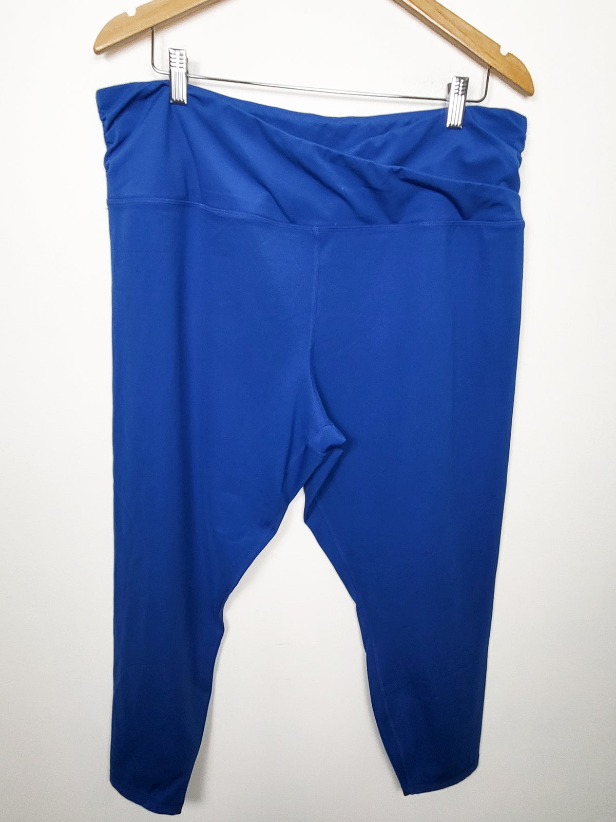 Joe Fresh royal blue crossover cropped active leggings - Size 2X
