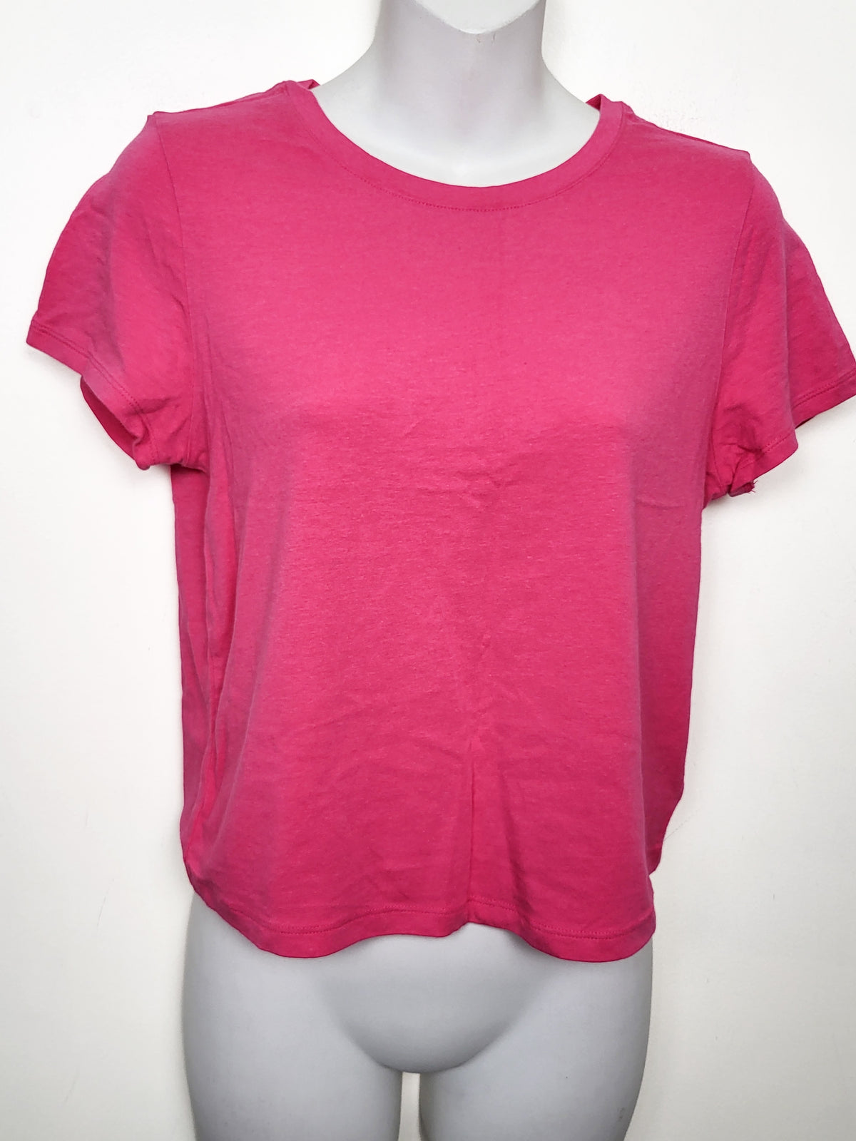 Old Navy pink boxy fit t-shirt - Size Medium