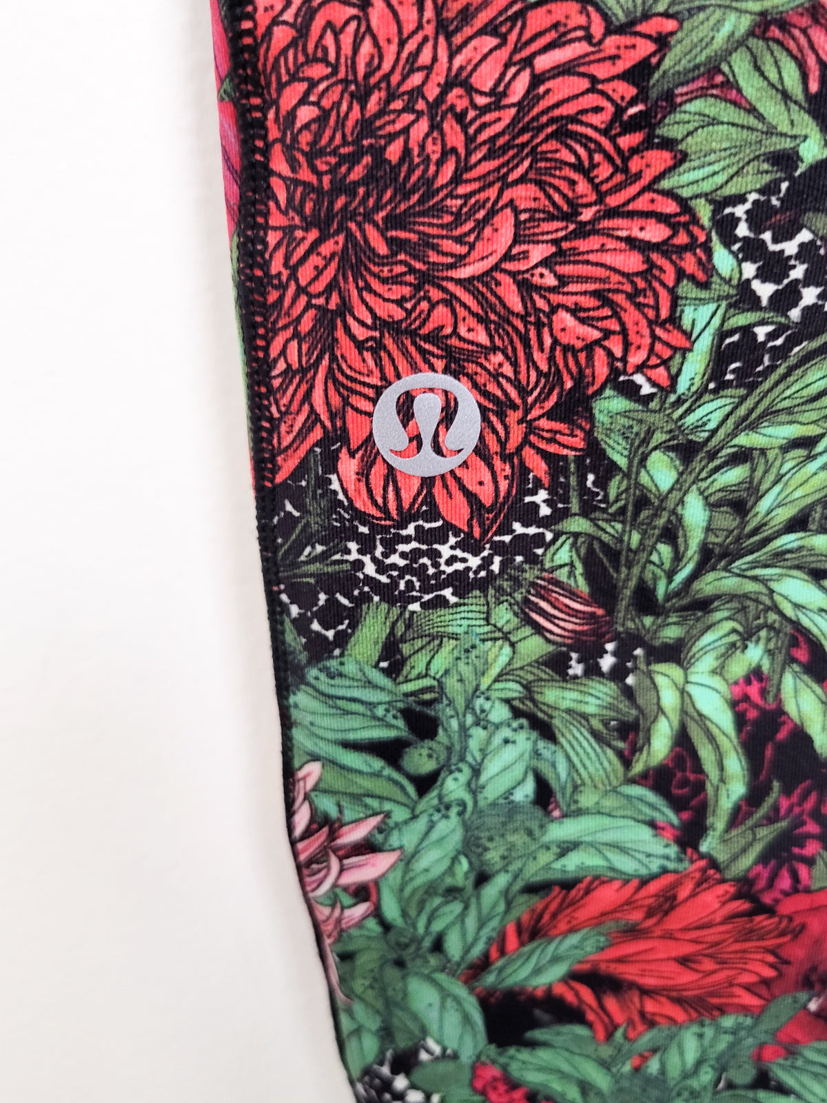 Lululemon Wunder Under Hi-Rise Tight Zen Garden Pattern - Size small