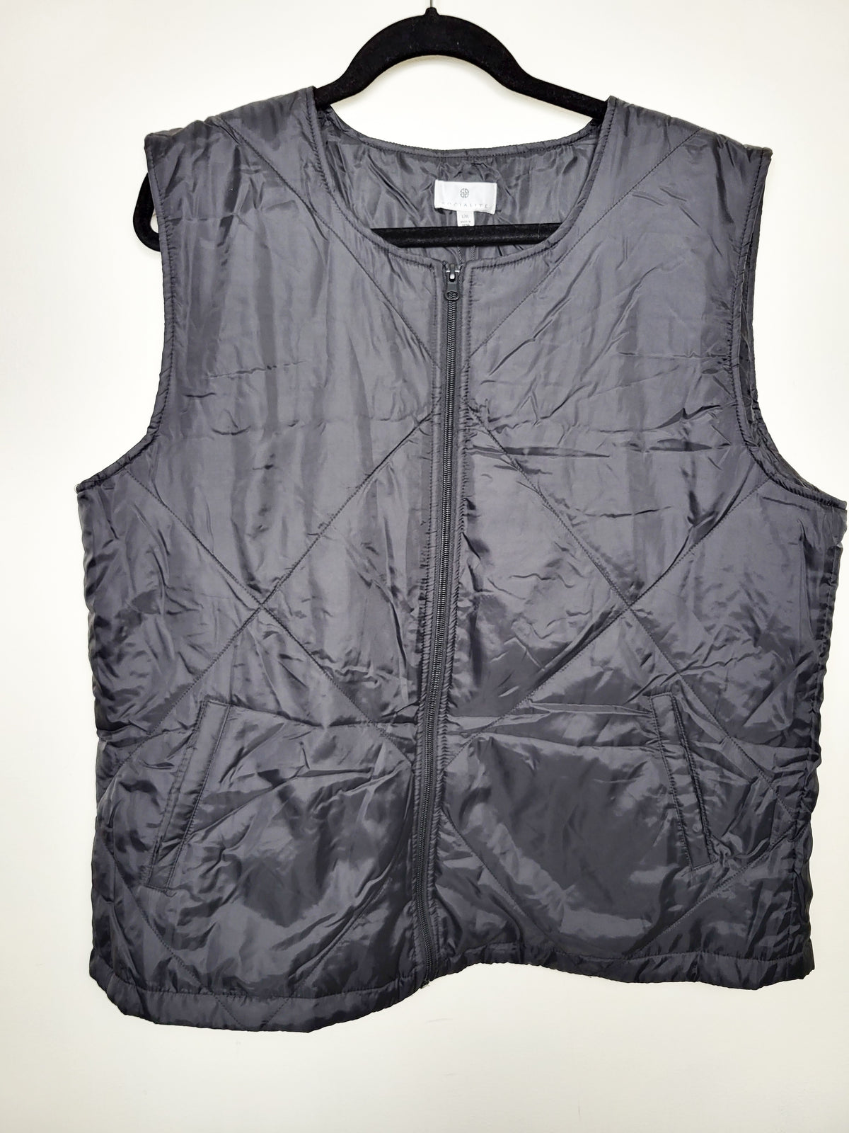 NEW - Socialite Diamond Pattern Quilted Lightweight Zip-Front Vest - Size Large/XL