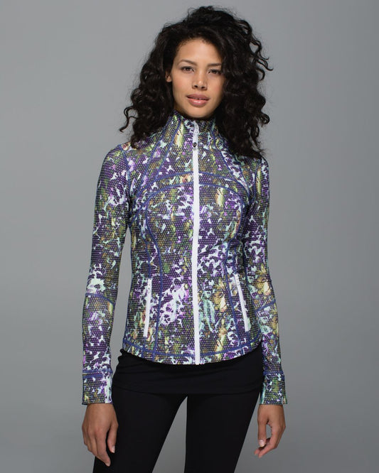Lululemon Define Jacket in Floral Sport White Multi pattern. Size small