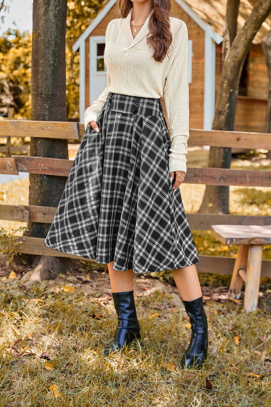JLMB2 - Belle Poque white and black plaid high-waisted A-line skirt. Size large