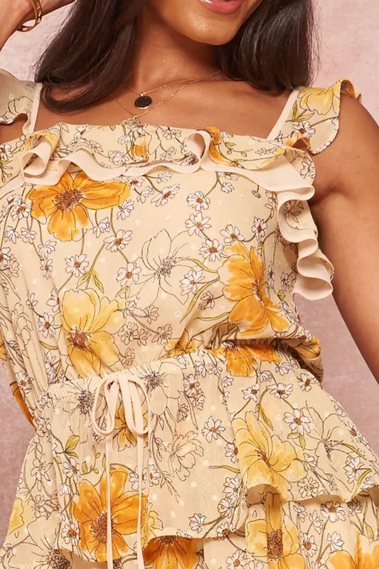 Promesa pale yellow floral print ruffle top. Size small