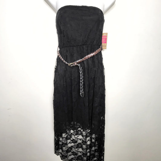 AMHU11 - NEW - Ardene black lacey strapless boho style dress with belt. Size small