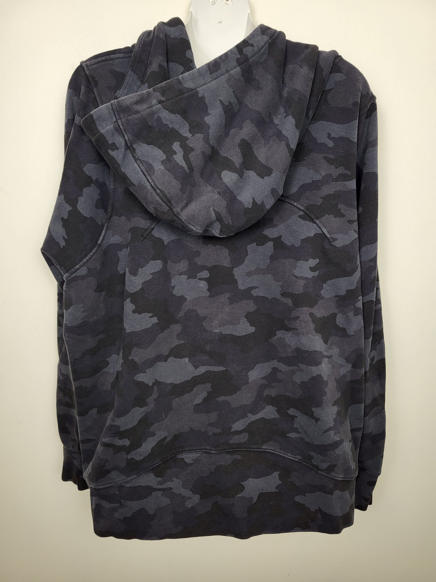 Lululemon Loungeful Hoodie -  Heritage 365 Camo Deep Coal Multi. Size 20 (2XL)