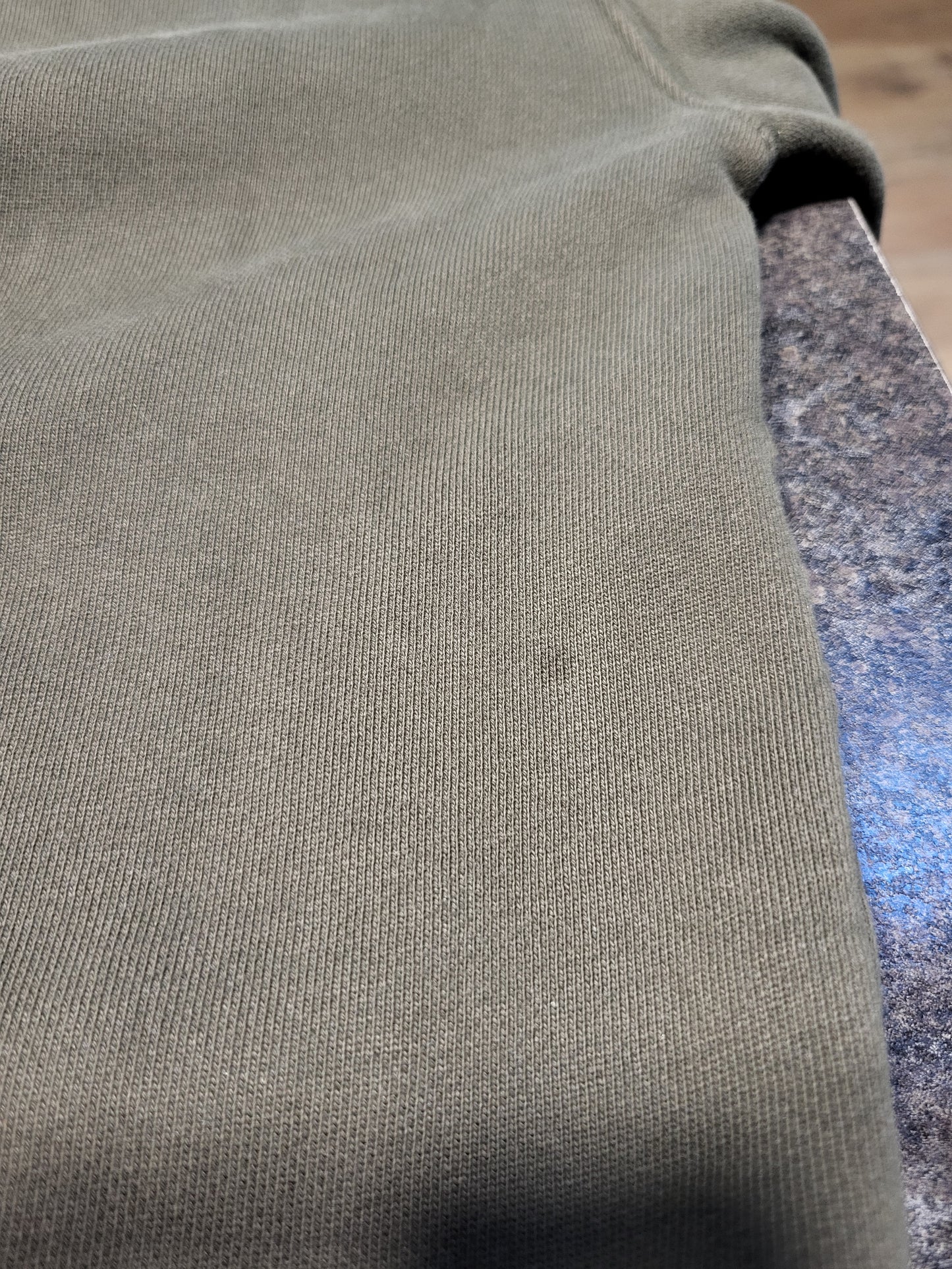 Aritzia Cozy Sweatfleece Perfect Hoodie in Olive Green | Size MEDIUM