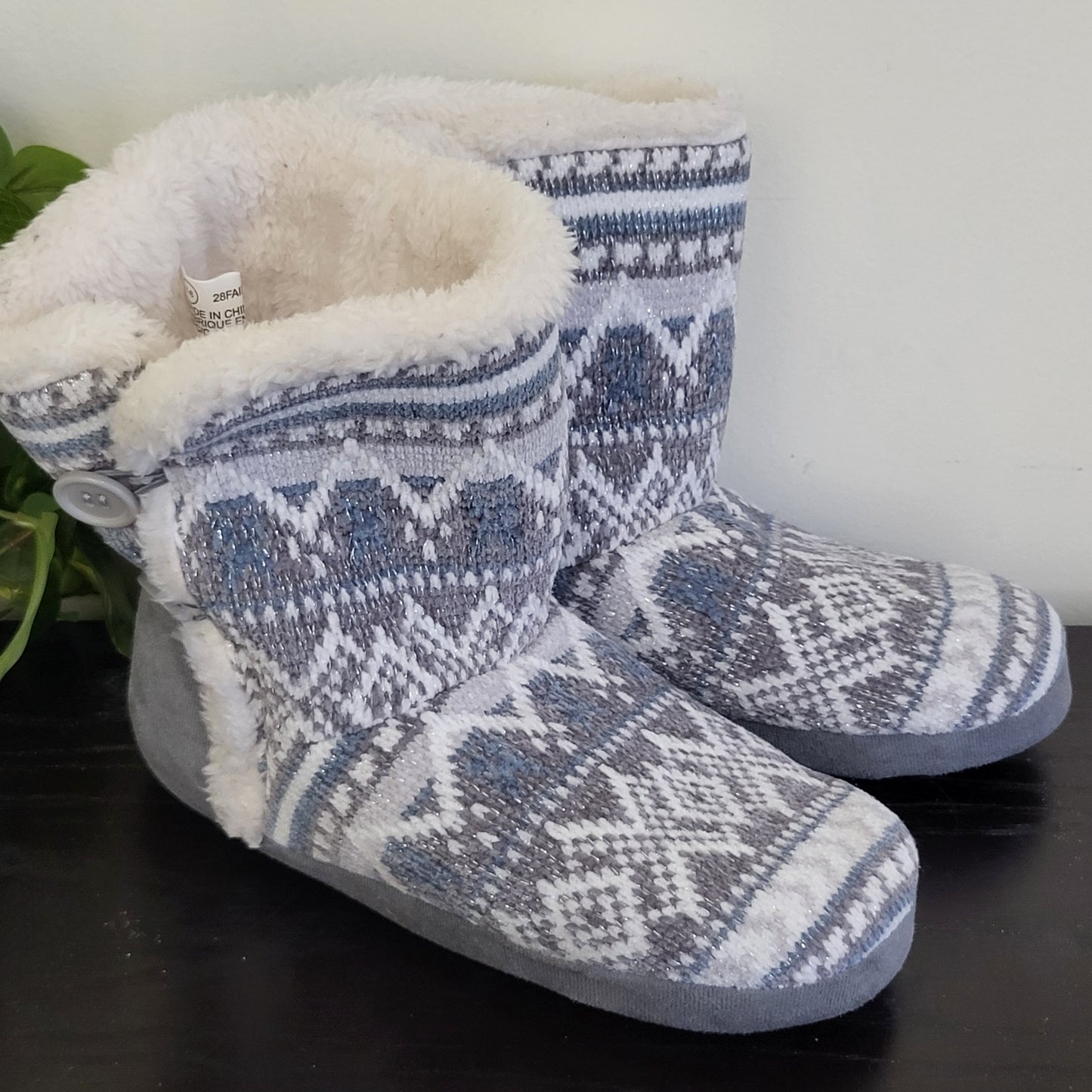 Unbranded slipper boots | Size 7/8