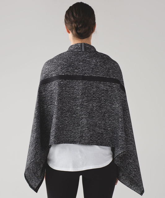 Lululemon Jacquard Black and White Vinyasa Wrap | One Size Fits All